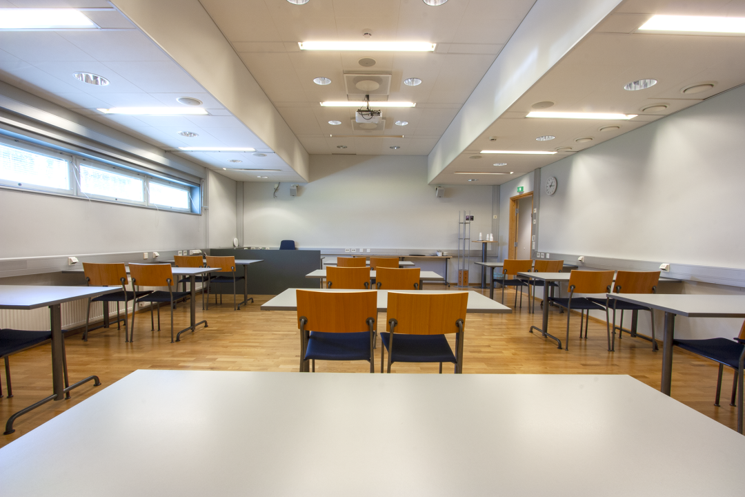 Akustiikan kokoushuone Sylvi