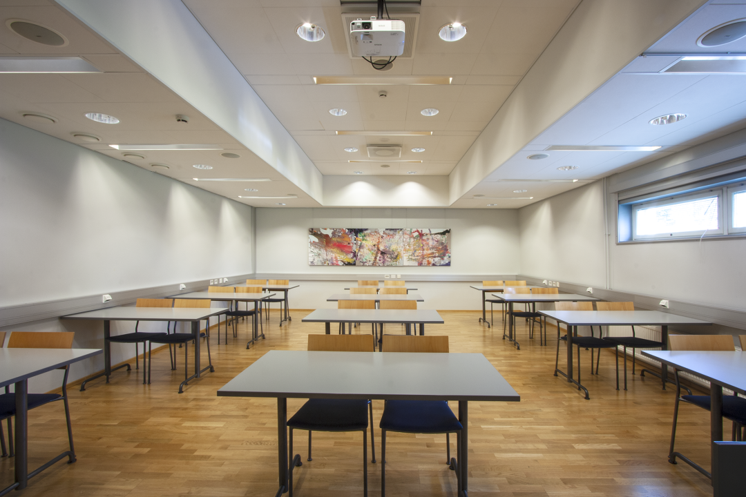 Akustiikan kokoushuone Sylvi