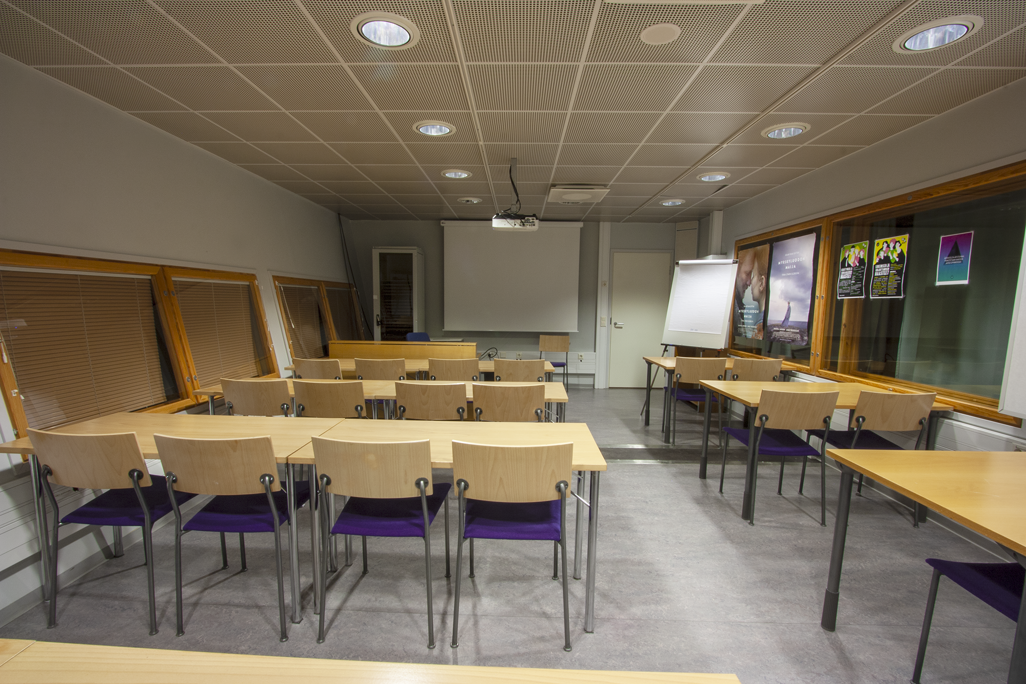 Akustiikan kokoushuone Tapio